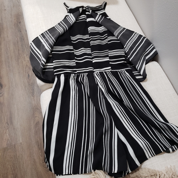 Spenser Jeremy Black & White Striped Sleeveless Romper, Size 6, w/Scoop Neck, - Picture 10 of 12